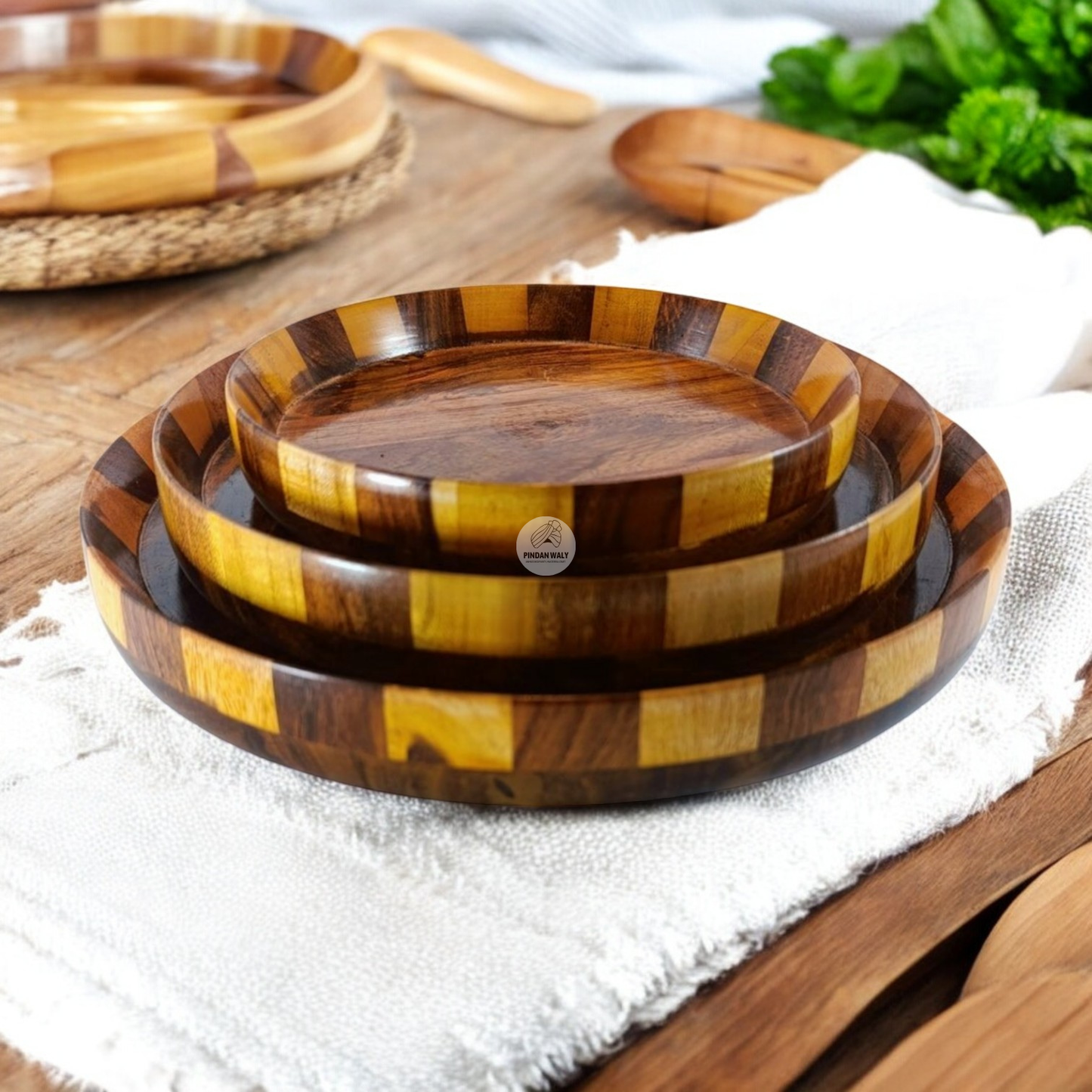 Wooden Plates Set (Set of 3)